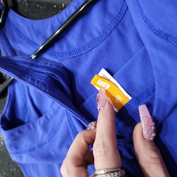 Lucy work out tank wicking sport top build in shelve bra xs - Picture 5 of 6